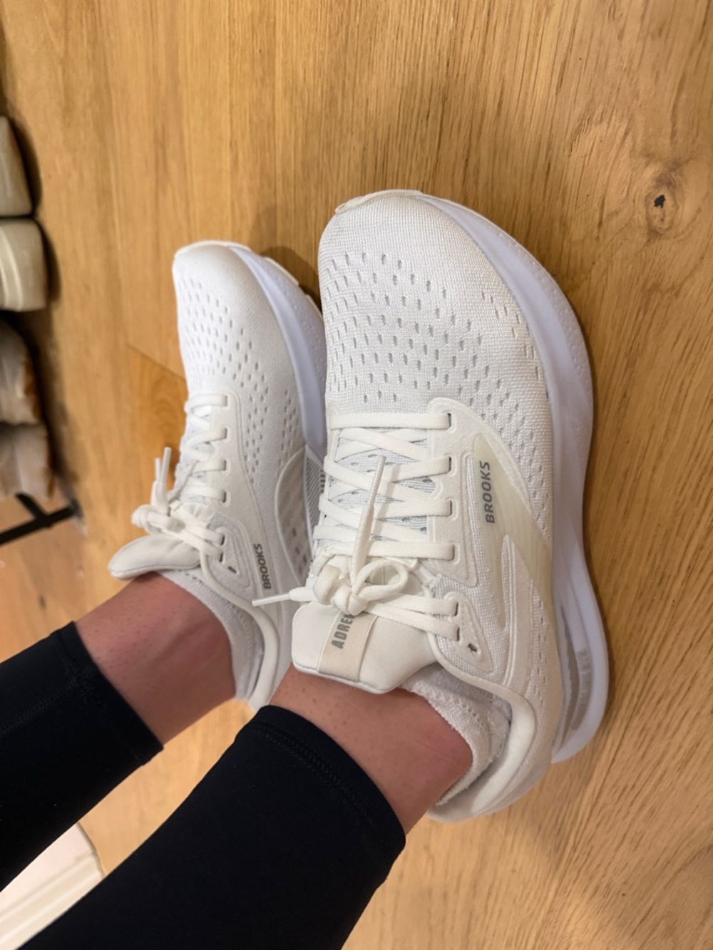 Brooks Women's White/Off-White Athletic Running Shoes